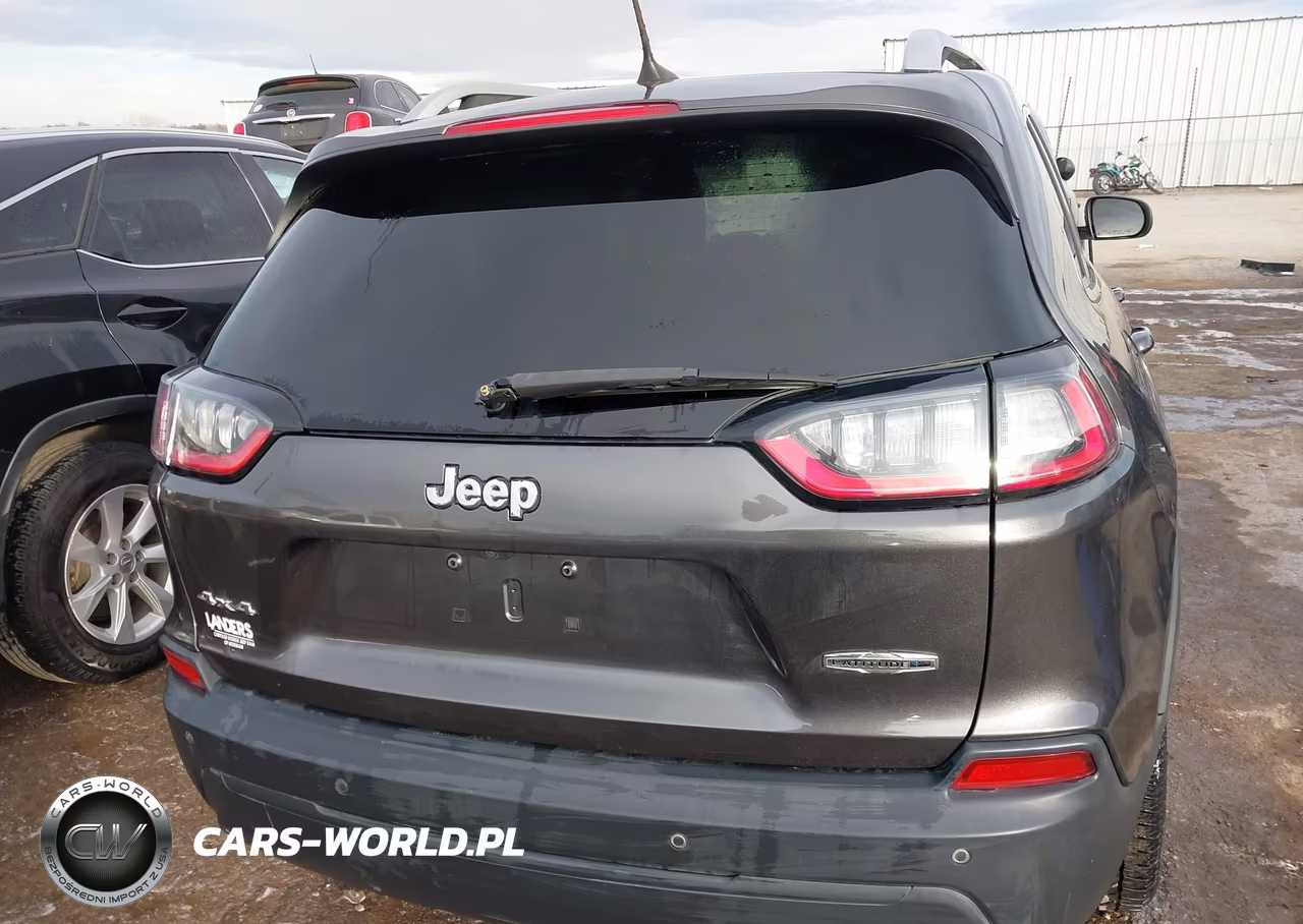 2020 Jeep Cherokee Latitude Plus 4X4 VIN:1C4PJMLB0LD590553 - 16