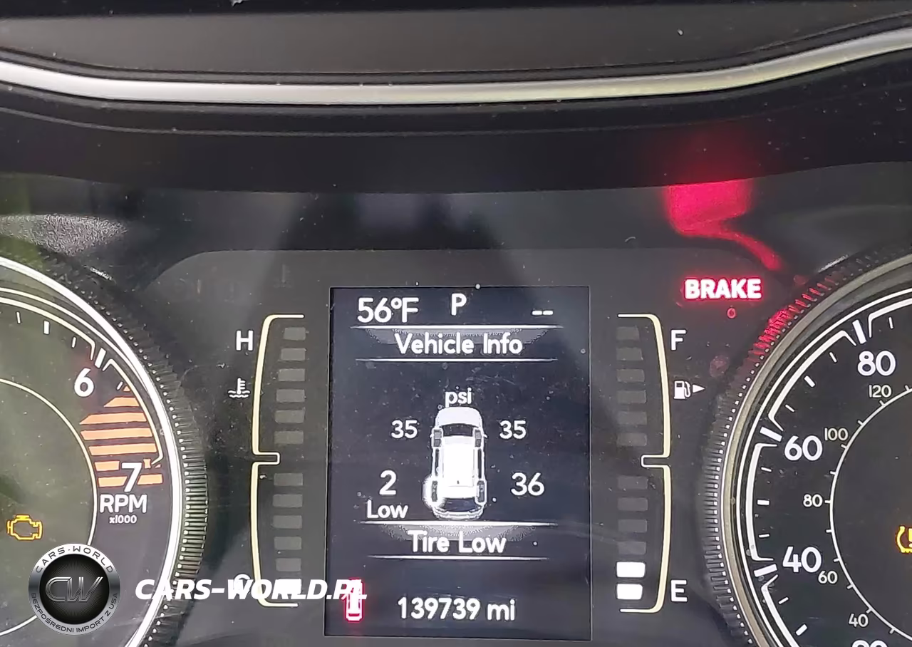 2020 Jeep Cherokee Latitude Plus 4X4 VIN:1C4PJMLB0LD590553 - 7