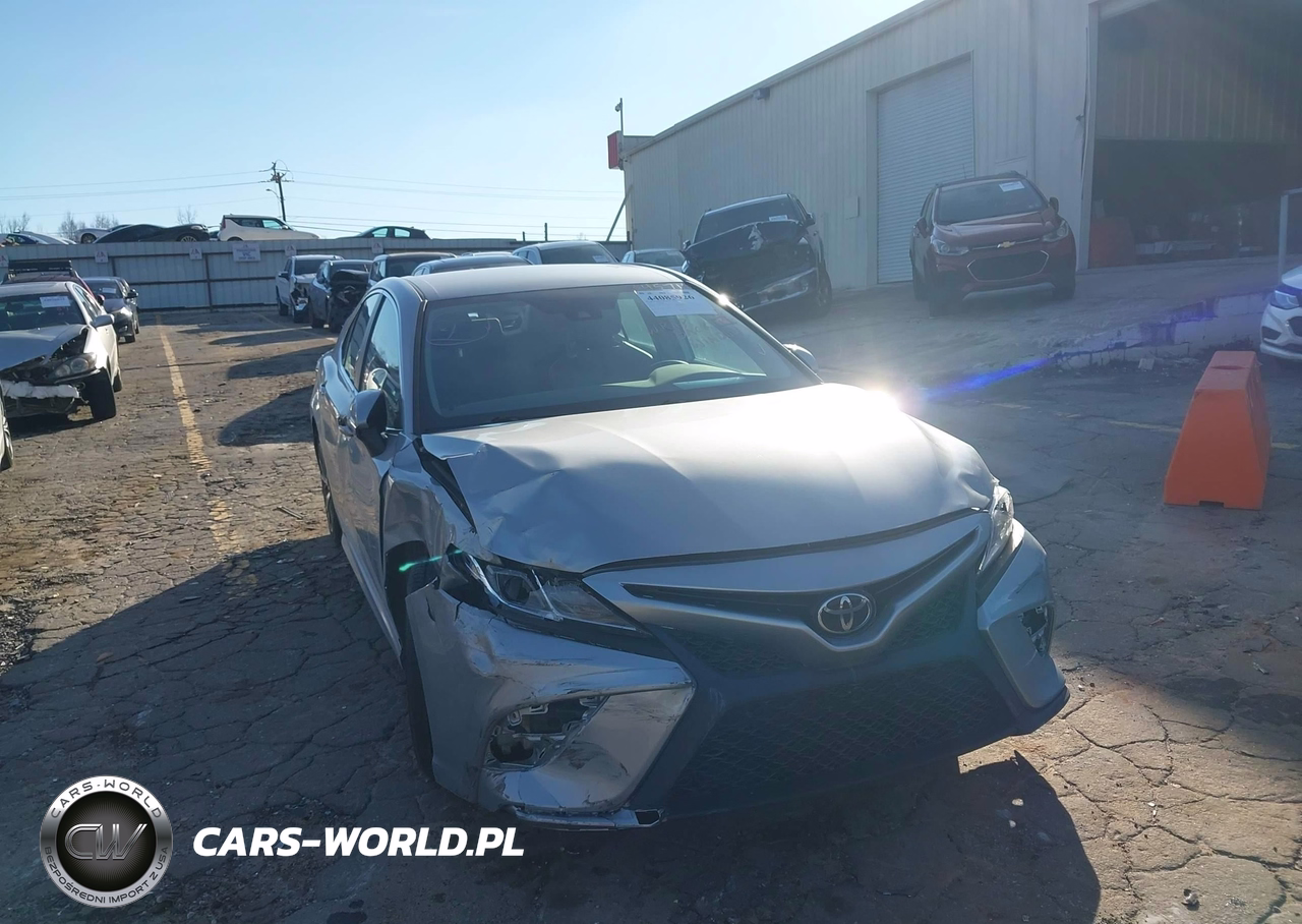 2020 Toyota Camry Se