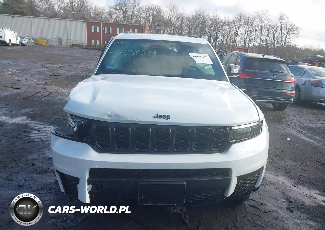 2025 Jeep Grand Cherokee L Altitude X 4X4 VIN:1C4RJKAG1S8683195 - 12