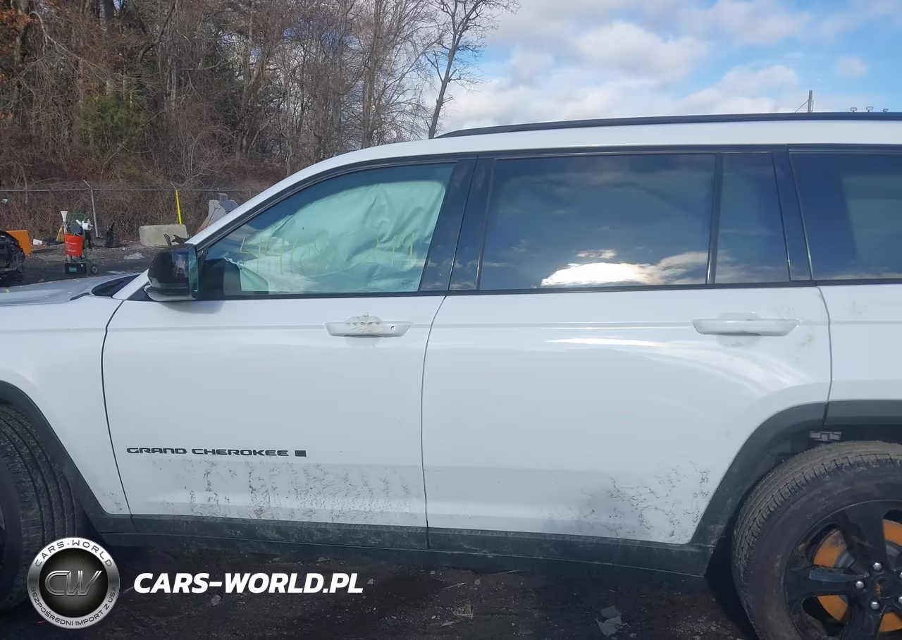 2025 Jeep Grand Cherokee L Altitude X 4X4 VIN:1C4RJKAG1S8683195 - 14