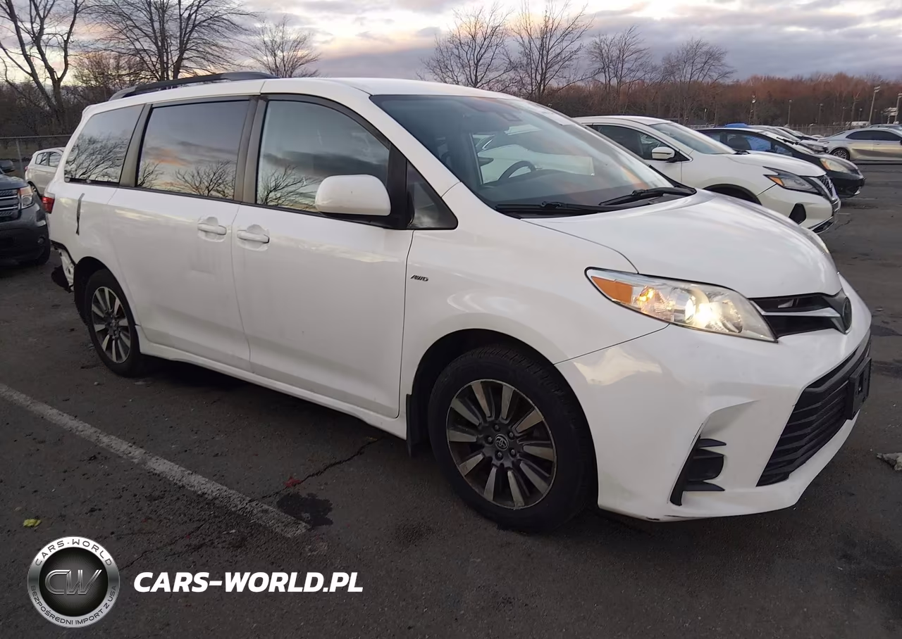 2020 Toyota Sienna Le