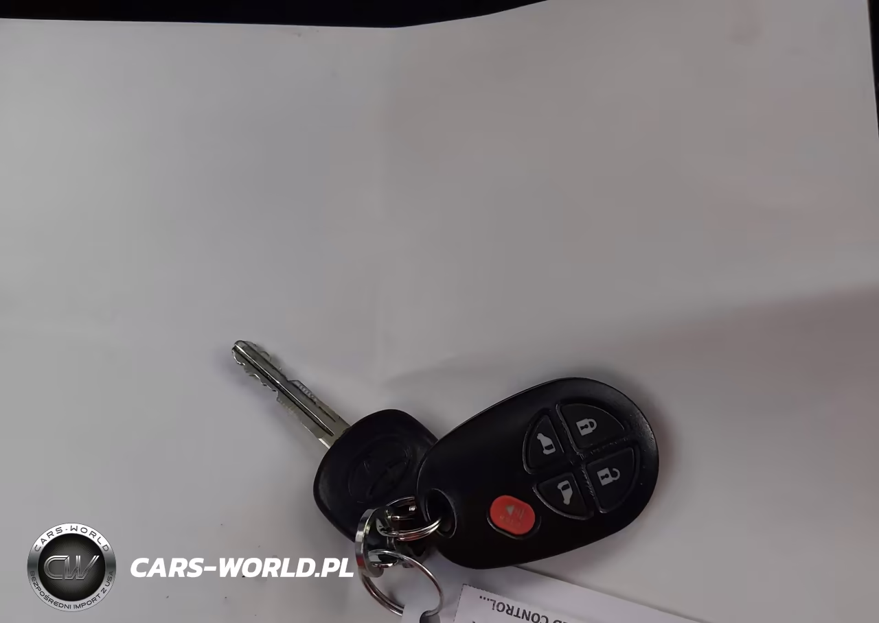 2020 Toyota Sienna Le VIN:5TDJZ3DCXLS251755 - 11