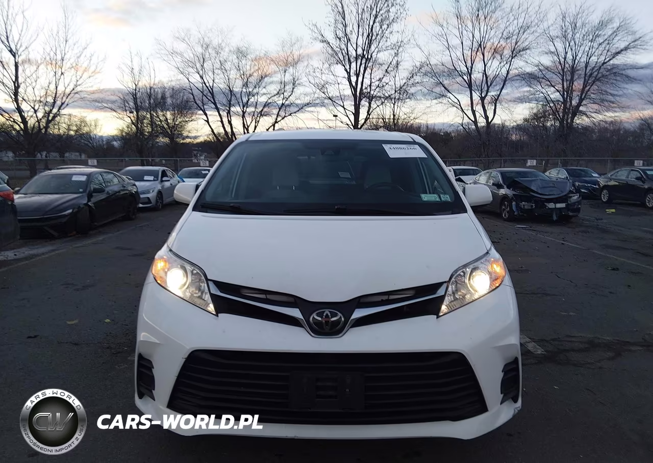 2020 Toyota Sienna Le VIN:5TDJZ3DCXLS251755 - 12