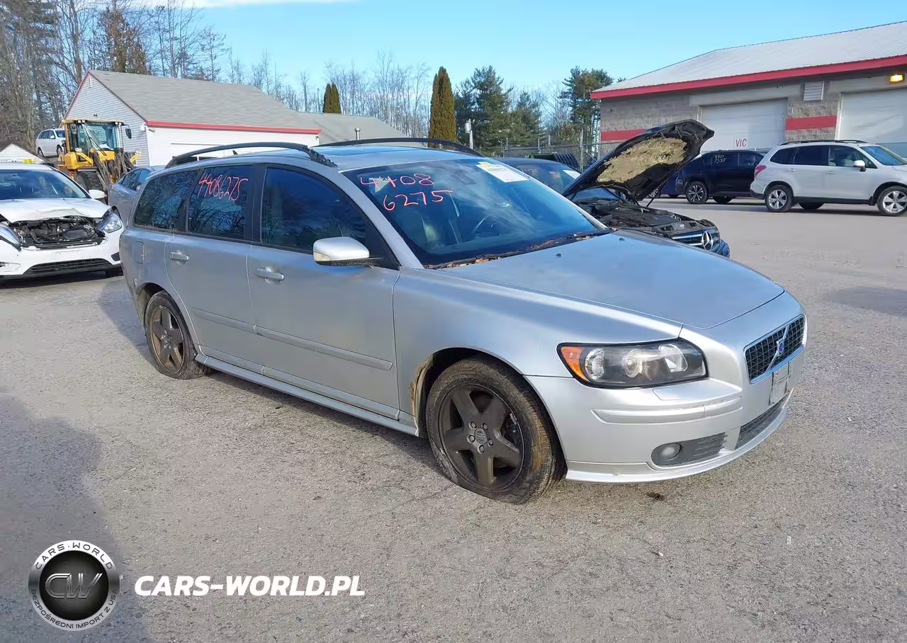 2005 Volvo V50 T5-T5 Awd