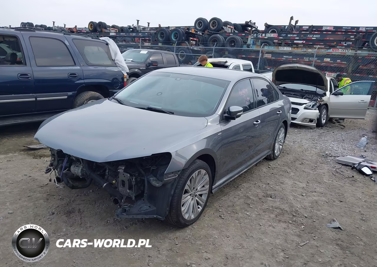 2015 Volkswagen Passat 1.8T Wolfsburg Edition VIN:1VWAS7A3XFC011124 - 2
