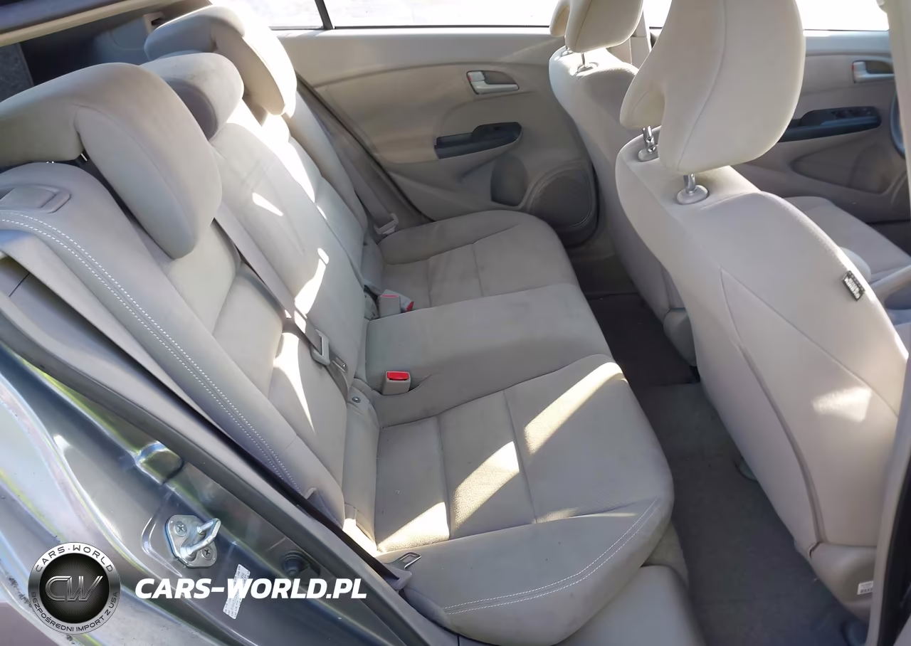 2013 Honda Insight Lx VIN:JHMZE2H59DS002956 - 8