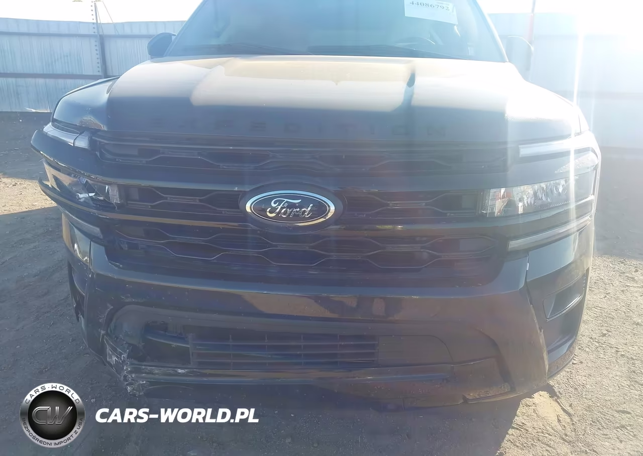 2024 Ford Expedition Limited Max VIN:1FMJK1K84REA64447 - 17