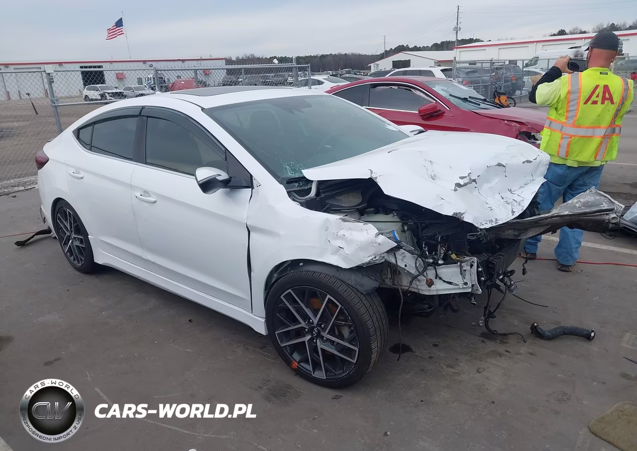 2019 Hyundai Elantra Sport