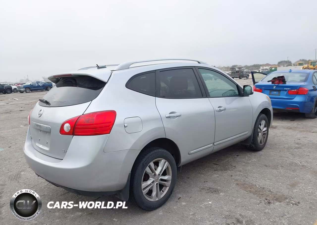 2012 Nissan Rogue Sv VIN:JN8AS5MT1CW295759 - 4