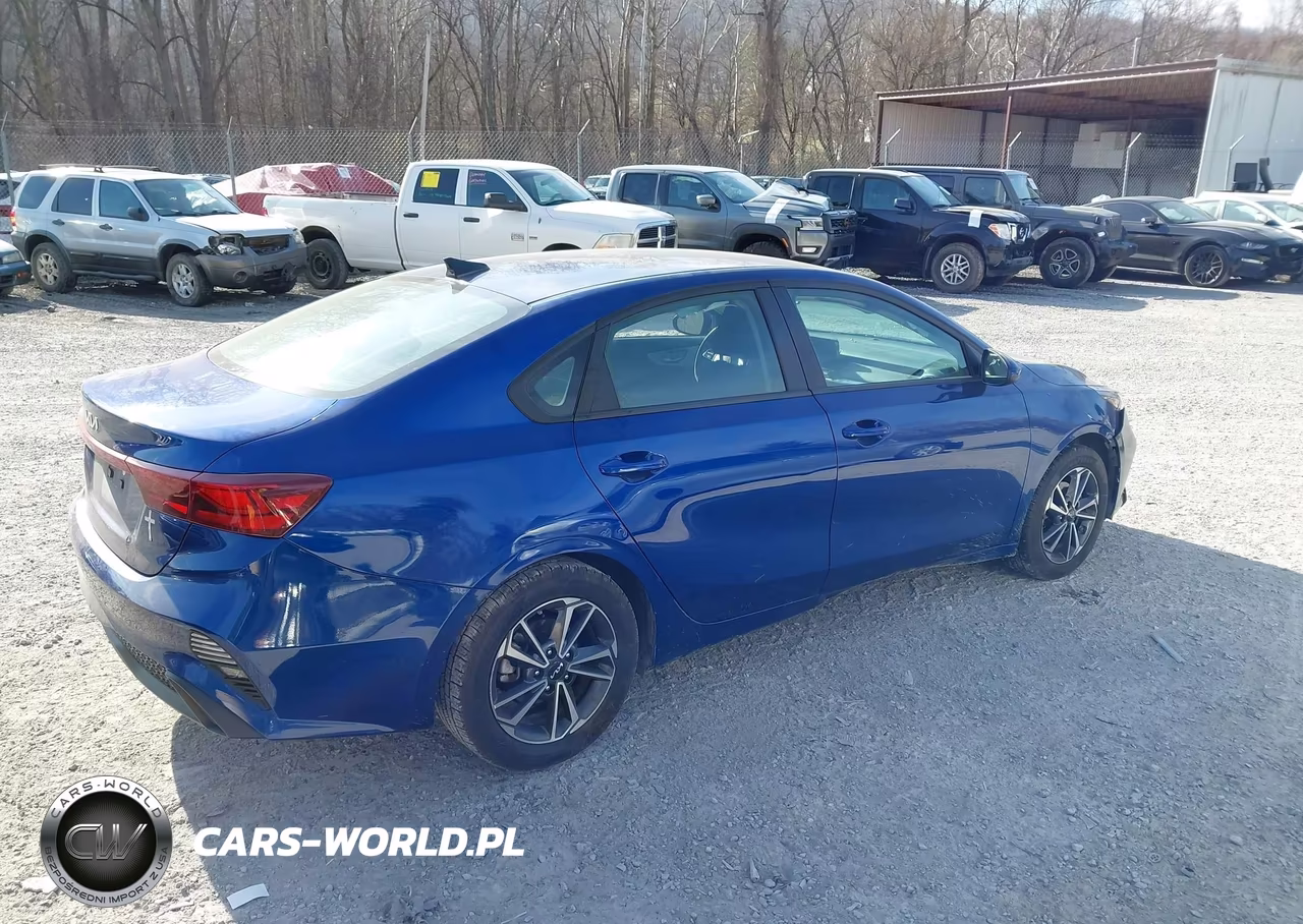 2023 Kia Forte Lxs VIN:3KPF24AD7PE519514 - 4