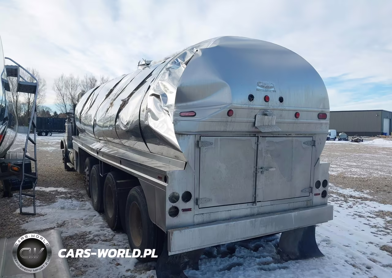 2017 Kenworth W900 VIN:1NKWX4EX4HJ154489 - 3