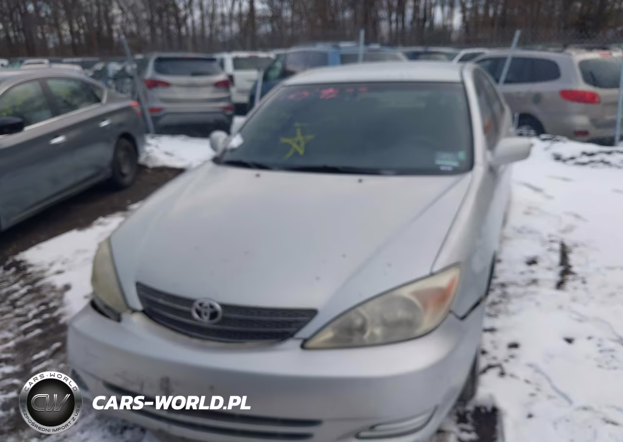 2002 Toyota Camry Le VIN:4T1BE32K22U089104 - 6