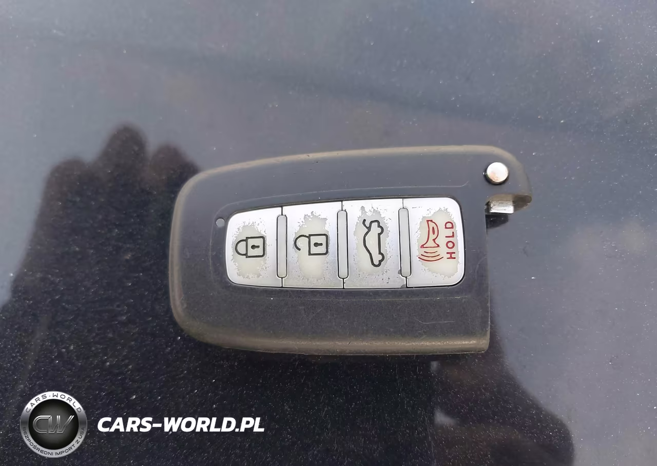 2012 Hyundai Genesis 3.8 VIN:KMHGC4DD1CU188448 - 11