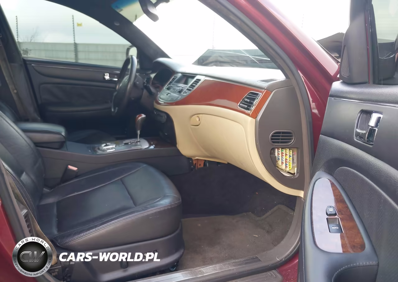 2012 Hyundai Genesis 3.8 VIN:KMHGC4DD1CU188448 - 5