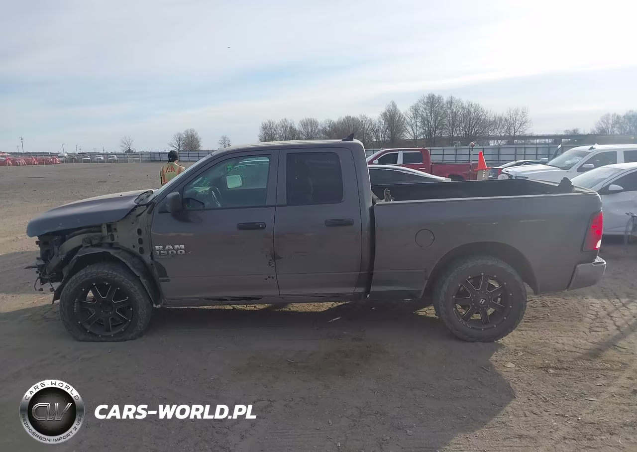 2019 Ram 1500 Classic Tradesman 4X2 6'4 Box VIN:1C6RR6FG9KS664705 - 15