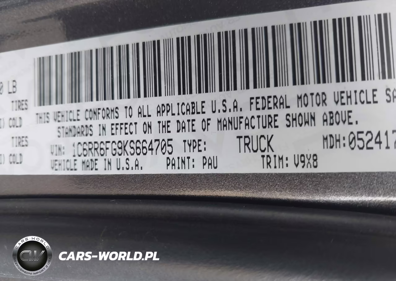 2019 Ram 1500 Classic Tradesman 4X2 6'4 Box VIN:1C6RR6FG9KS664705 - 9
