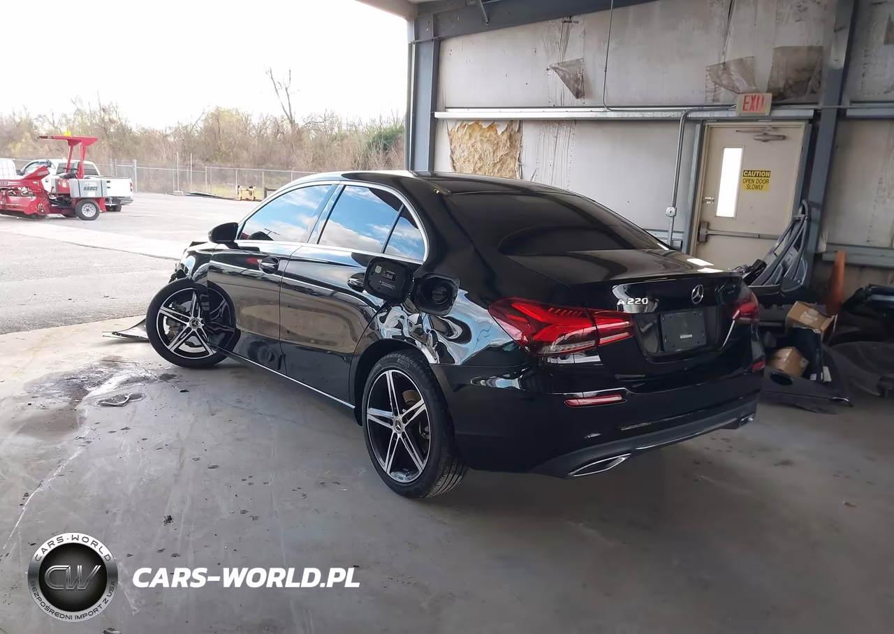 2022 Mercedes-Benz A 220 VIN:W1K3G4EB6NJ356096 - 3