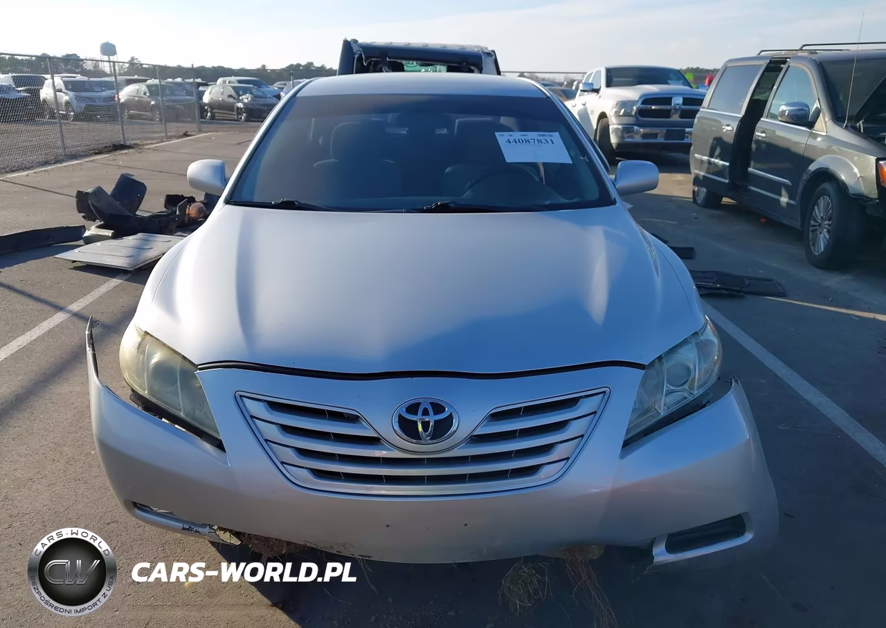 2009 Toyota Camry Le VIN:4T1BE46K49U351943 - 12