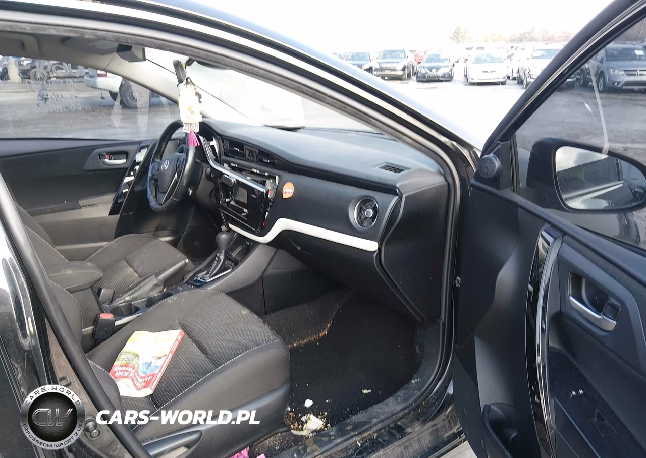 2018 Toyota Corolla Im VIN:JTNKARJE4JJ572068 - 5