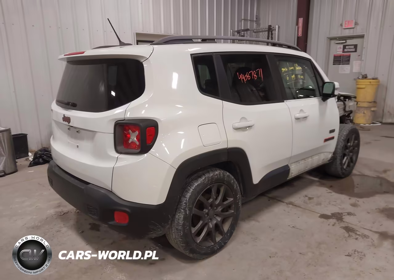2016 Jeep Renegade 75Th Anniversary VIN:ZACCJABW6GPD18467 - 4