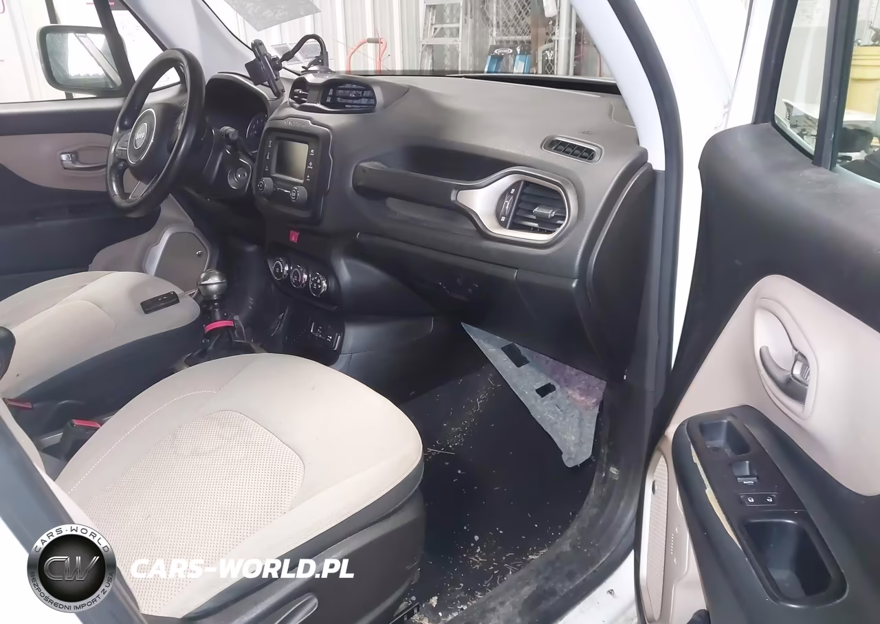2016 Jeep Renegade 75Th Anniversary VIN:ZACCJABW6GPD18467 - 5