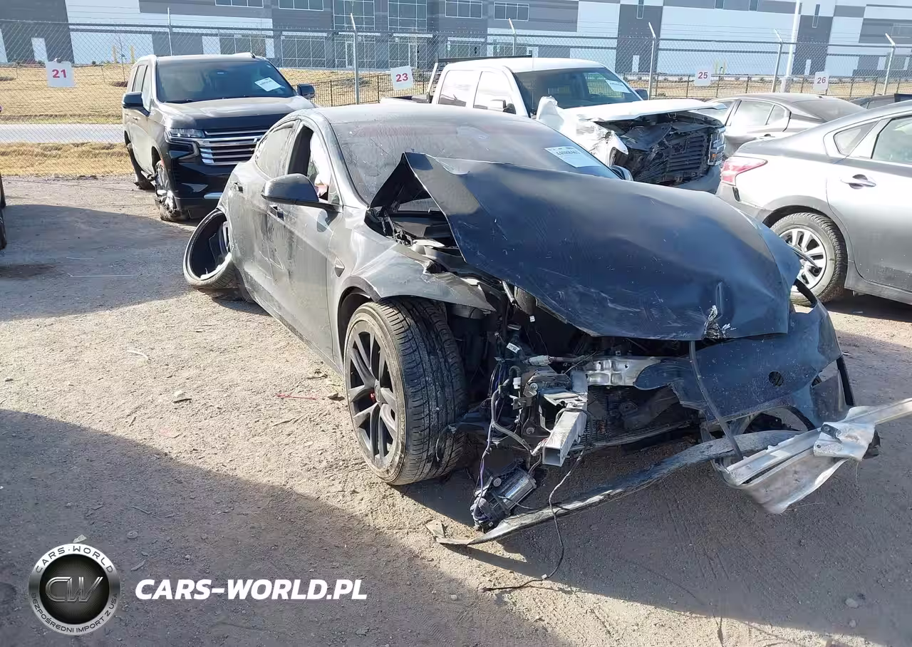 2023 Tesla Model S Plaid Tri Motor All-Wheel Drive