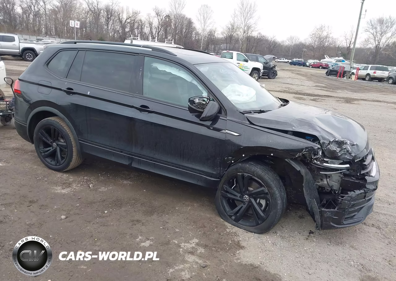 2023 Volkswagen Tiguan 2.0T Se R-Line Black