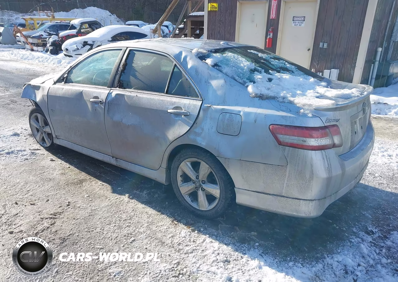 2010 Toyota Camry Se VIN:4T1BF3EK6AU519868 - 3
