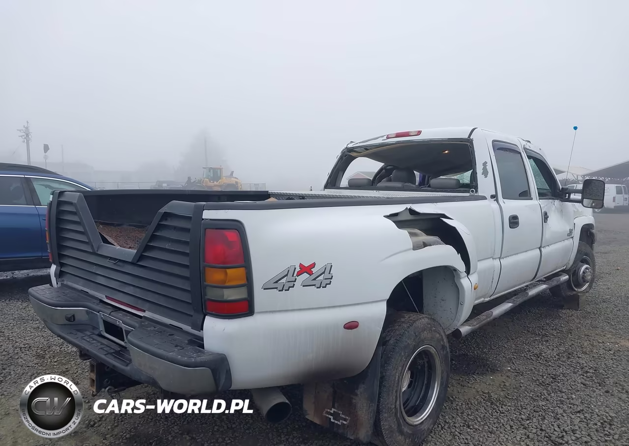2007 Chevrolet Silverado 3500 Classic Lt3 VIN:1GCJK33D17F134652 - 4