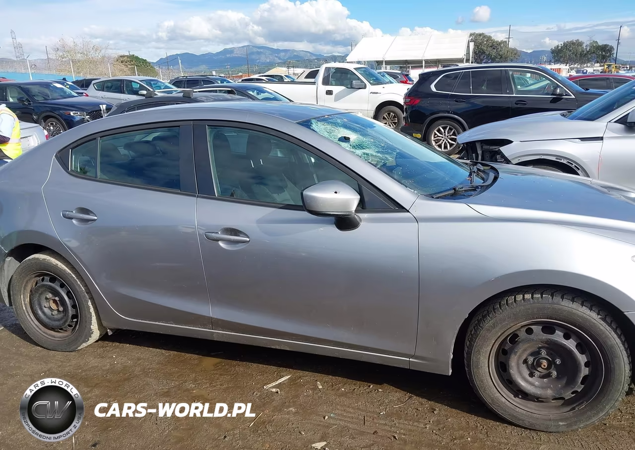 2015 Mazda Mazda3 I Sport VIN:3MZBM1U72FM231592 - 13