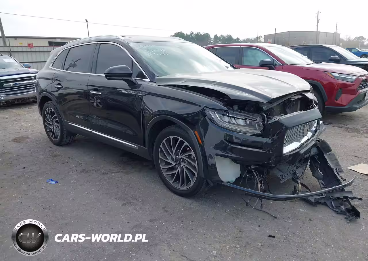 2020 Lincoln Nautilus Reserve