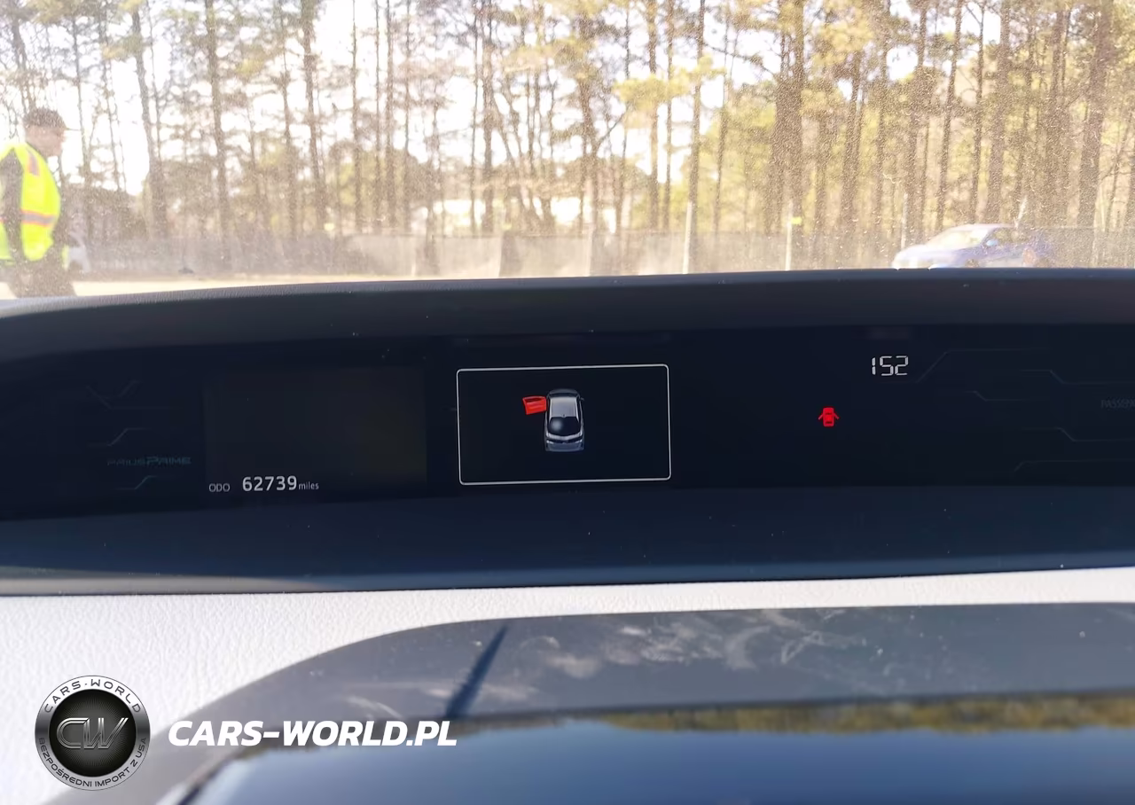 2018 Toyota Prius Prime VIN:JTDKARFP0J3078938 - 15