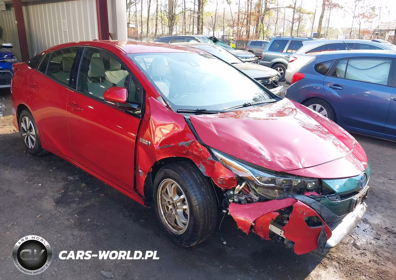 2018 Toyota Prius Prime VIN:JTDKARFP0J3078938 - 6