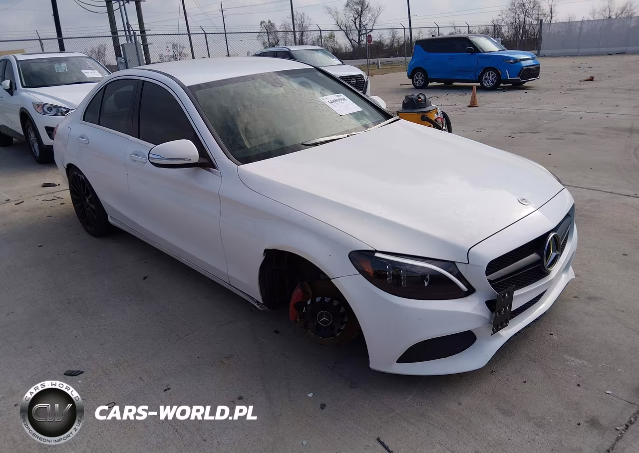 2015 Mercedes-Benz C 300 4Matic