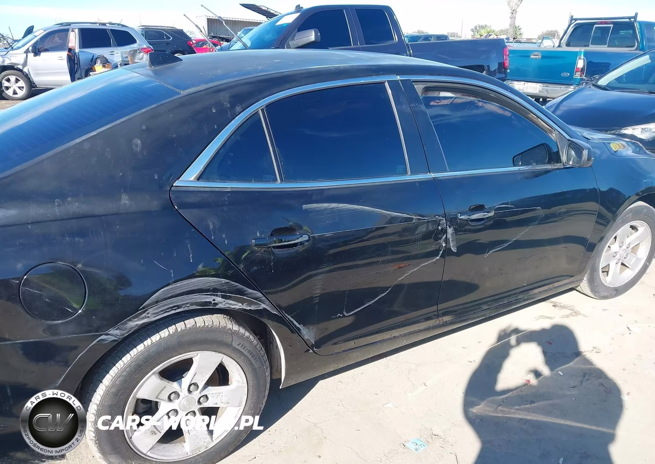 2013 Chevrolet Malibu 1Lt VIN:1G11C5SA2DU137687 - 13