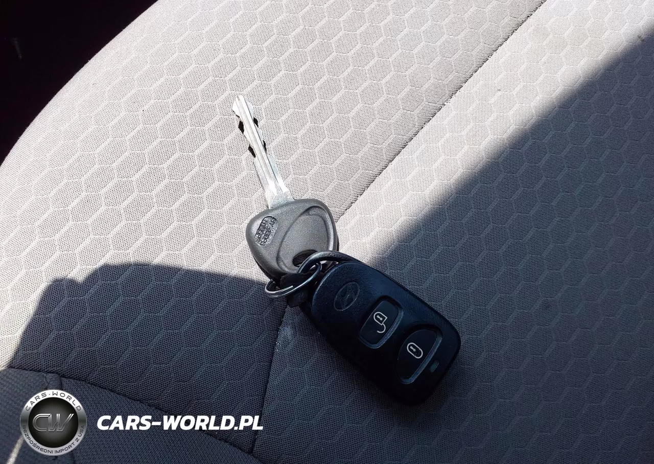 2019 Hyundai Elantra Se VIN:5NPD74LF0KH496637 - 11