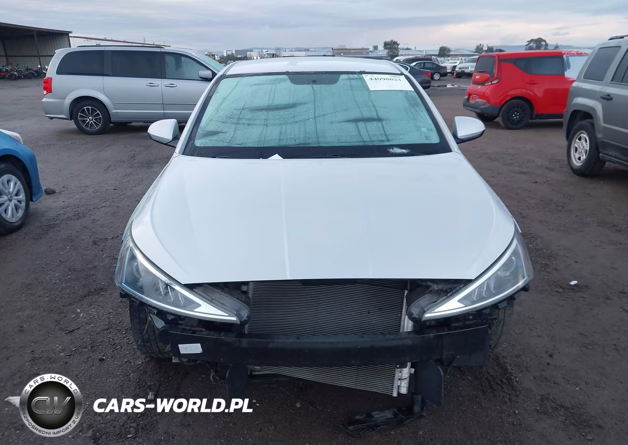 2019 Hyundai Elantra Se VIN:5NPD74LF0KH496637 - 13