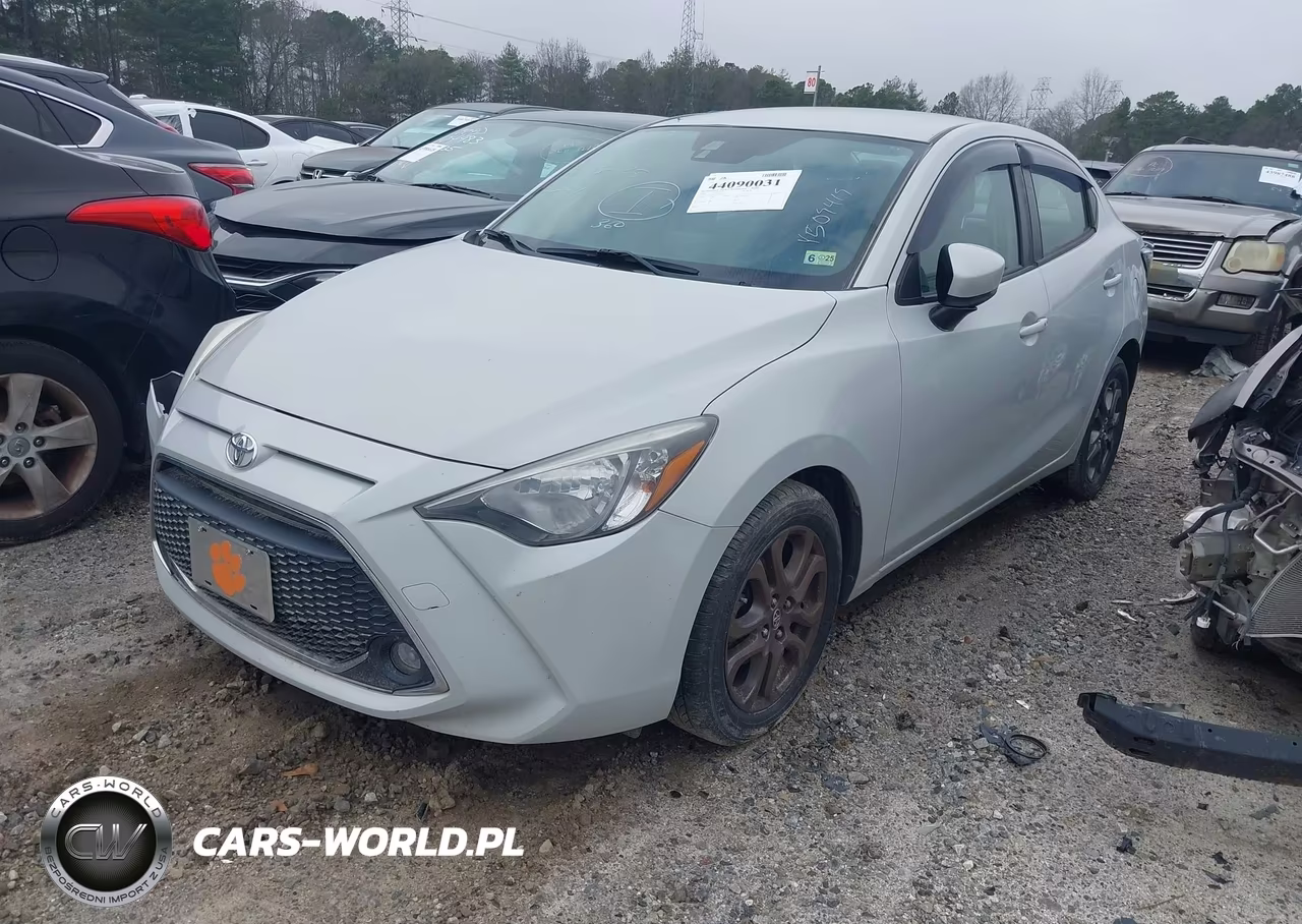 2019 Toyota Yaris Le VIN:3MYDLBYV7KY509419 - 2