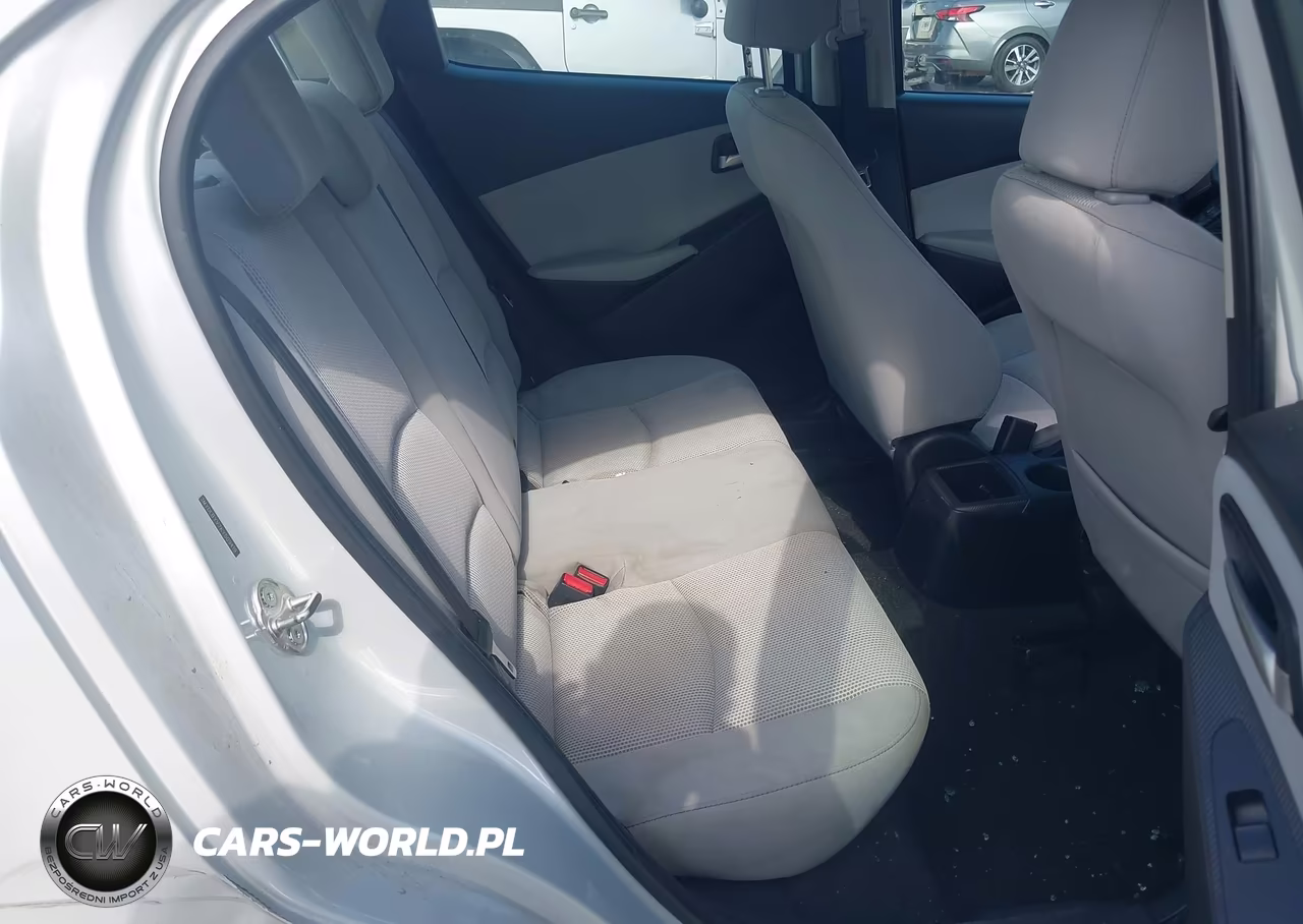 2019 Toyota Yaris Le VIN:3MYDLBYV7KY509419 - 8