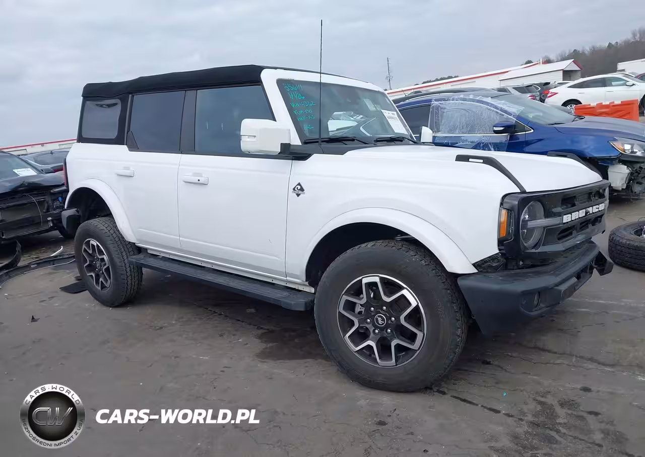 2023 Ford Bronco Outer Banks