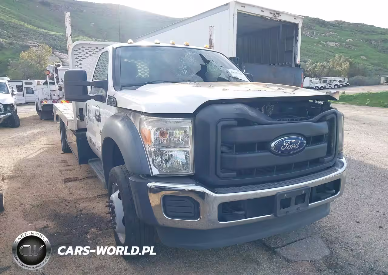 2016 Ford F-550 Chassis Xl