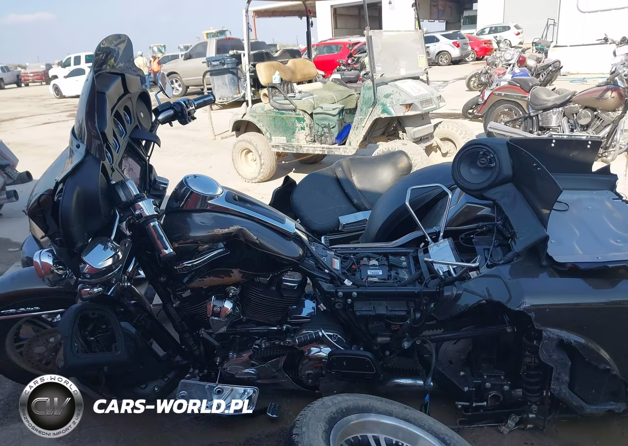 2020 Harley-Davidson Flhtcutg VIN:1HD1MAF17LB853937 - 13