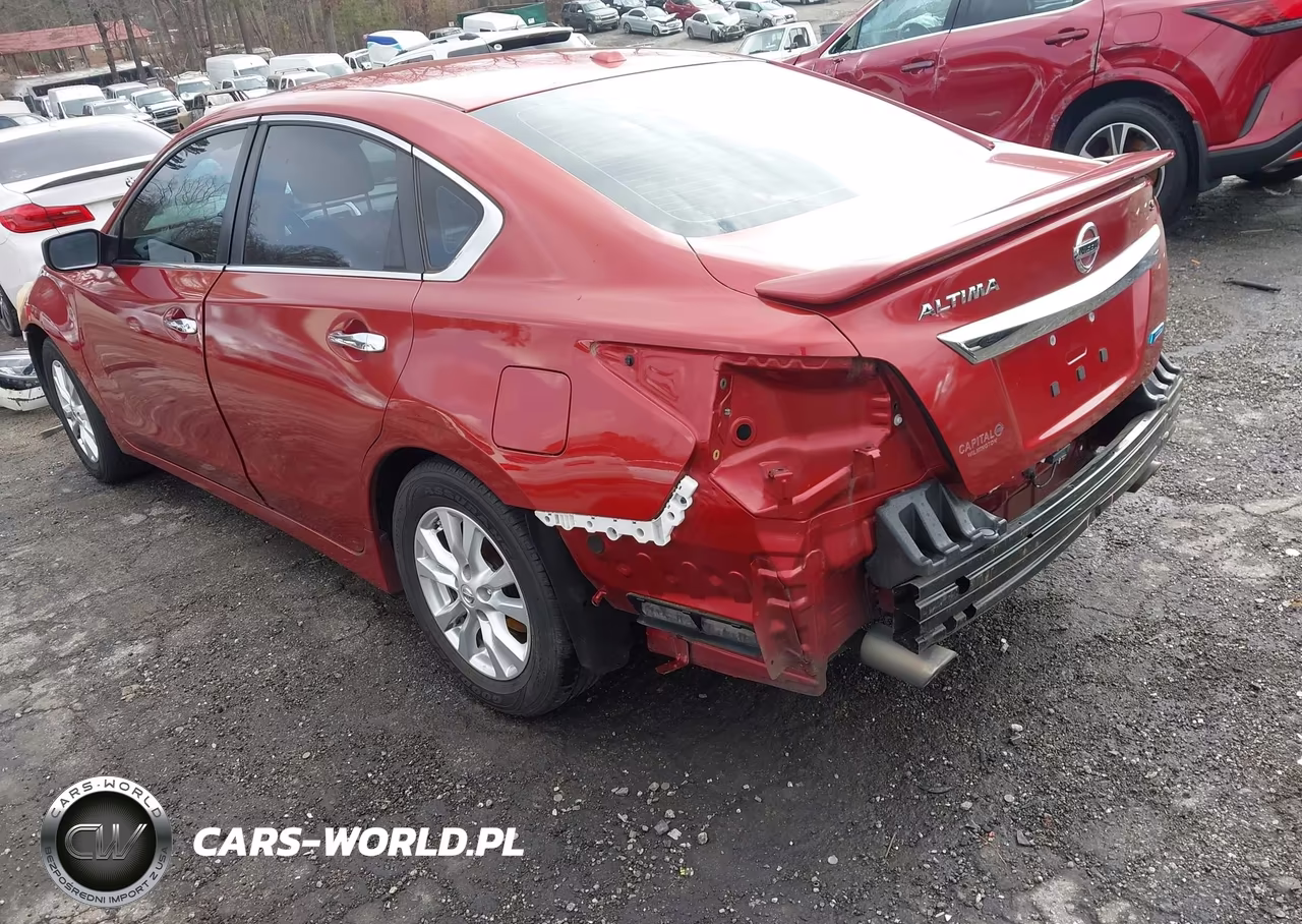 2014 Nissan Altima 2.5 S VIN:1N4AL3AP3EC403409 - 3