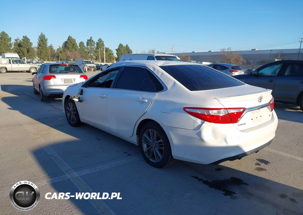 2017 Toyota Camry Se VIN:4T1BF1FK3HU409163 - 3