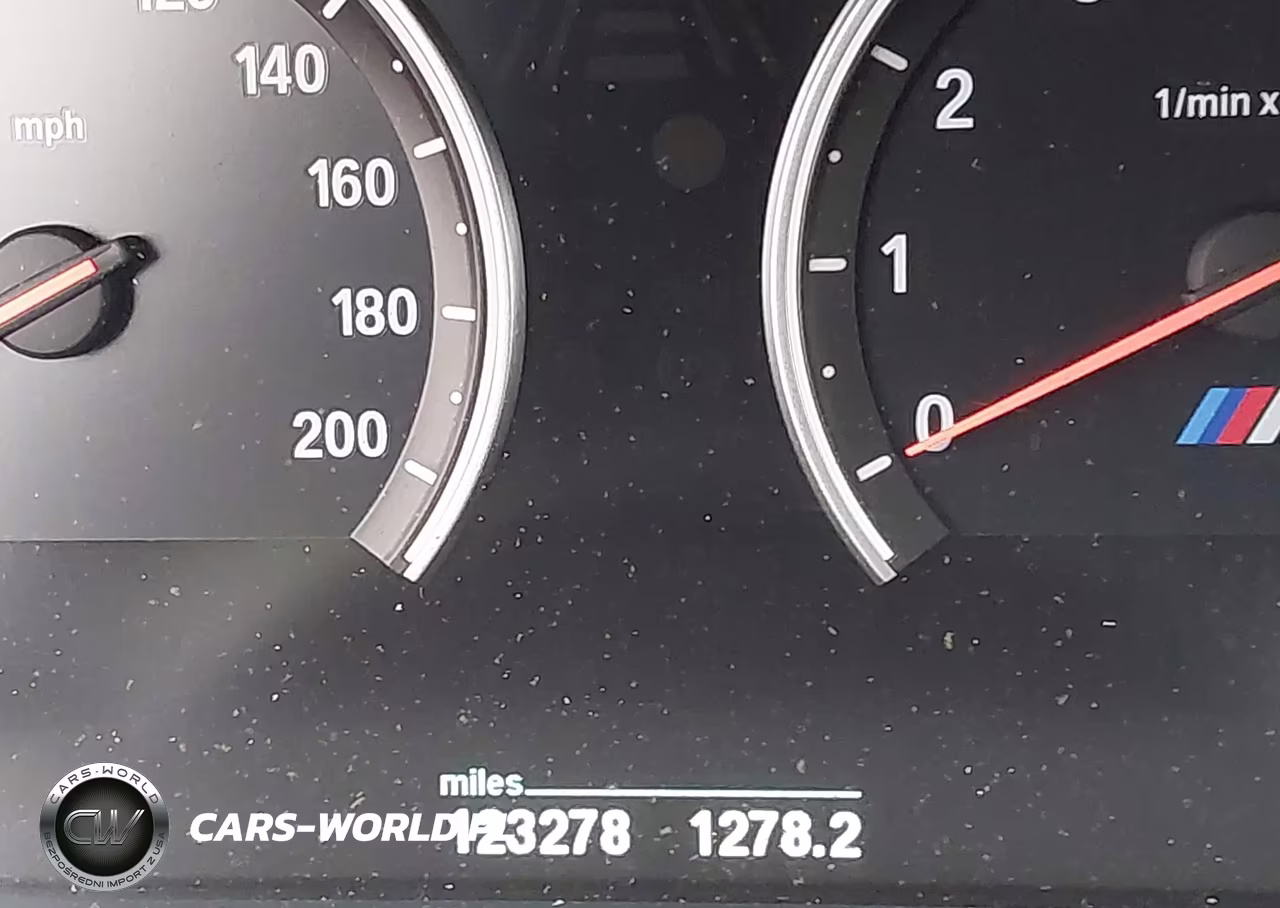 2014 BMW M5 VIN:WBSFV9C54ED593734 - 15