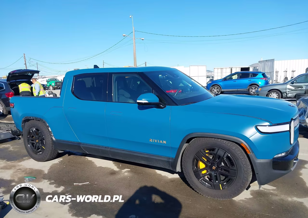 2022 Rivian R1T Adventure VIN:7FCTGAAA4NN010721 - 14