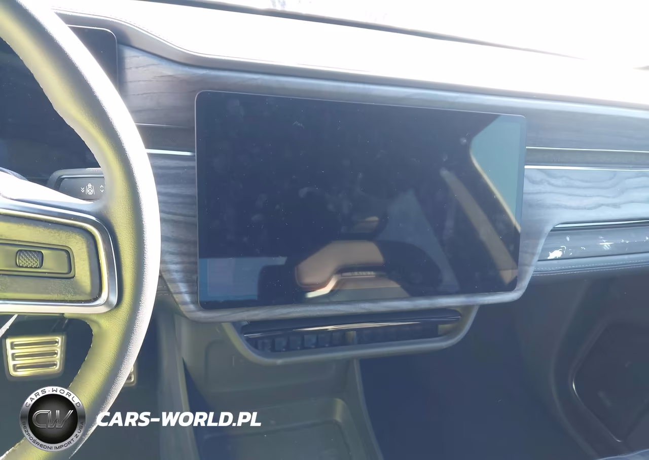 2022 Rivian R1T Adventure VIN:7FCTGAAA4NN010721 - 19