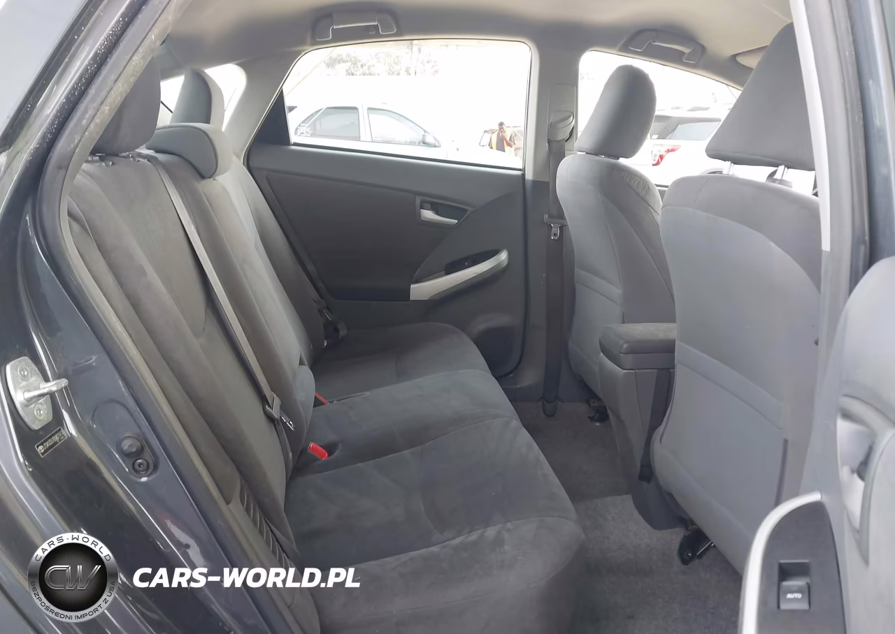 2011 Toyota Prius Two VIN:JTDKN3DU7B1421977 - 8