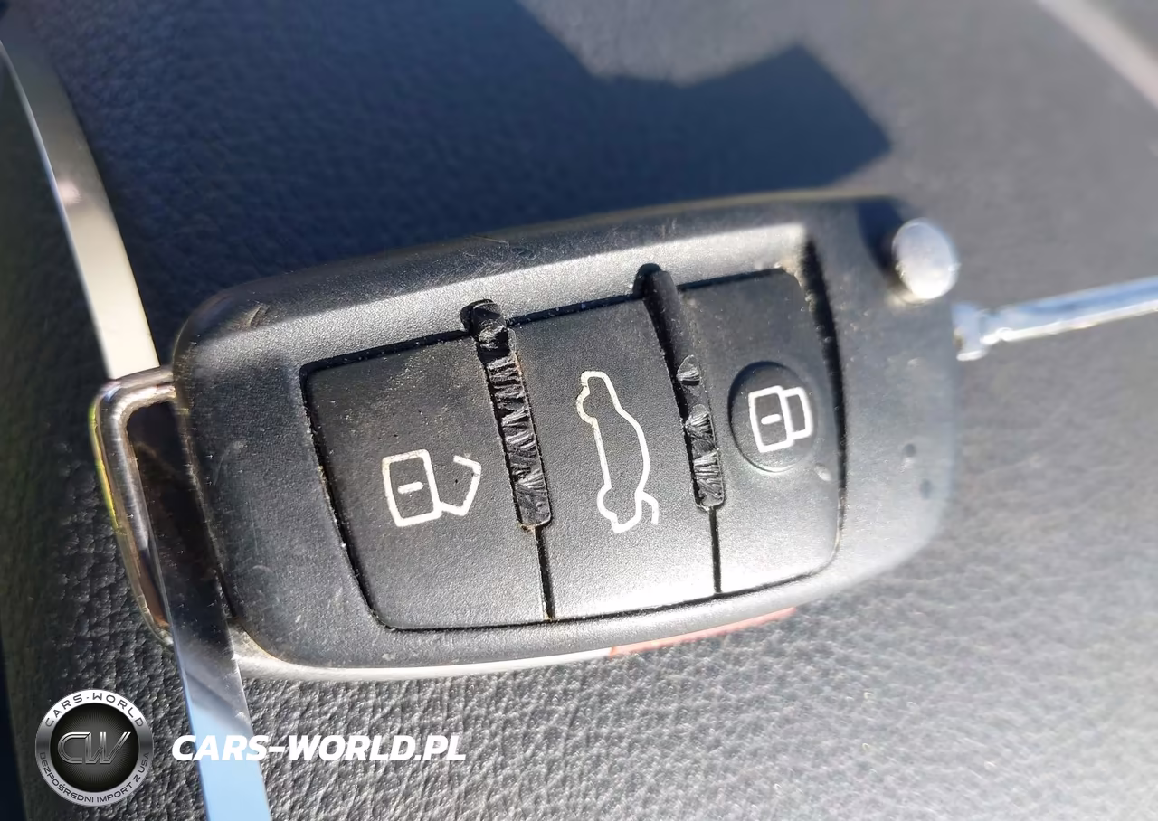 2015 Audi Q7 3.0T Premium VIN:WA1LGAFE0FD020407 - 11